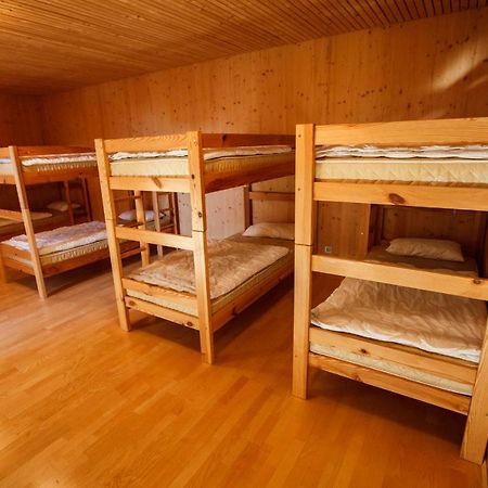 Youth Hostel Punkl Ravne na Koroskem Buitenkant foto