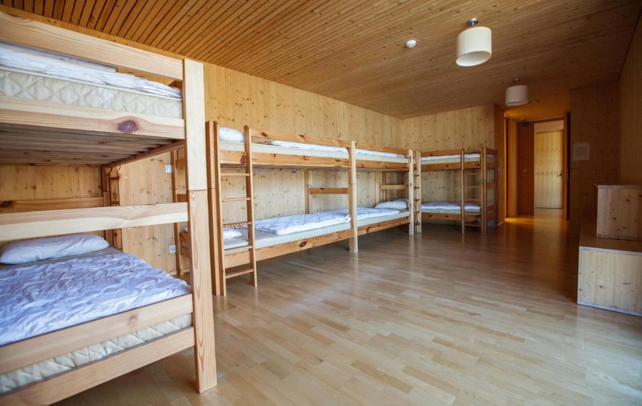 Youth Hostel Punkl Ravne na Koroskem Buitenkant foto